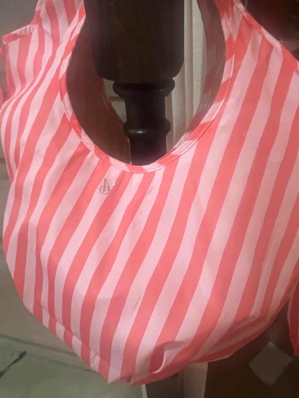 Victoria’s Secret Reversible Straw Tote Beach Bag Pink White Stripes NWT - Picture 12 of 13